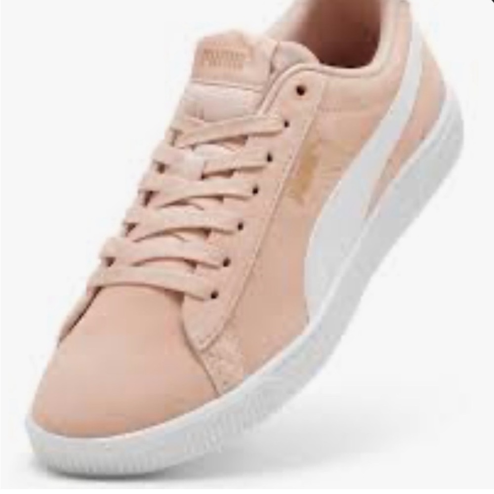 Puma Vicky V3 pinkish or peach, suede lace up sneakers